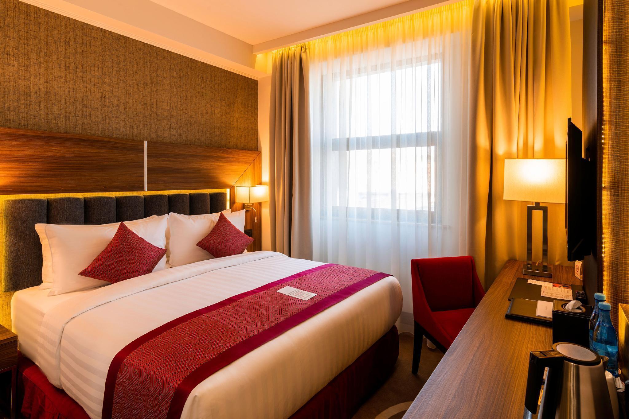 Ramada Hotel & Suites By Wyndham Erywań Zewnętrze zdjęcie